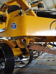 Tined stubble cultivator Agrisem Vibromulch traîné Repliable