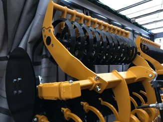 Disc stubble cultivator Agrisem Disc-O-Vigne