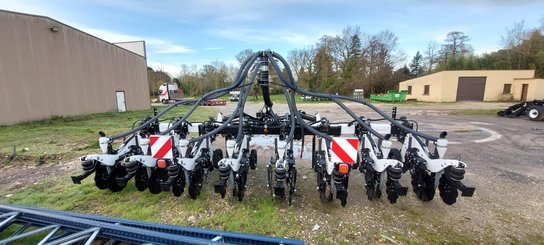No-till seed drill Agrisem Strip-Cat II porté Repliable