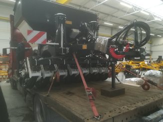 No-till seed drill Agrisem mBOSS Rétractable