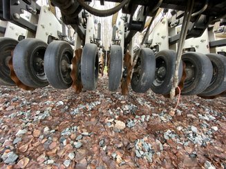 No-till seed drill Agrisem Strip-Cat II porté Repliable