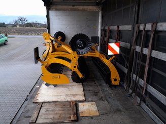 Disc stubble cultivator Agrisem Disc-O-Mulch Série R porté Fixe