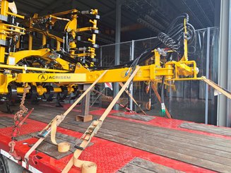 Tined stubble cultivator Agrisem Vibromulch traîné Repliable