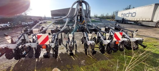 No-till seed drill Agrisem Strip-Cat II porté Repliable