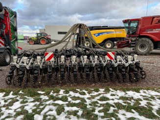 No-till seed drill Agrisem Strip-Cat II porté Repliable