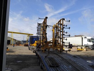 Tined stubble cultivator Agrisem Vibromulch porté Repliable