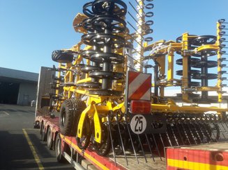 No-till seed drill Agrisem Vibrosem traîné Repliable