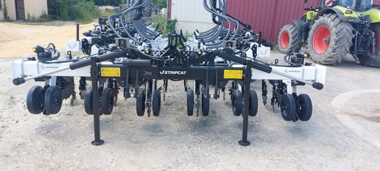 No-till seed drill Agrisem Strip-Cat II porté Repliable