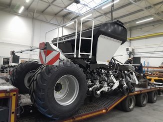 No-till seed drill Agrisem mBOSS Rétractable