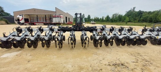 No-till seed drill Agrisem Strip-Cat II porté Repliable