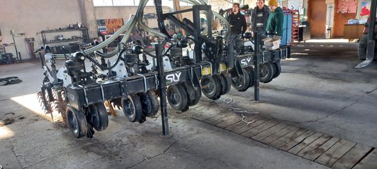 No-till seed drill Agrisem Strip-Cat II porté Repliable