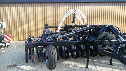 No-till seed drill Agrisem Strip-Cat II traîné Repliable