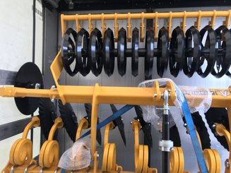 Disc stubble cultivator Agrisem Disc-O-Vigne