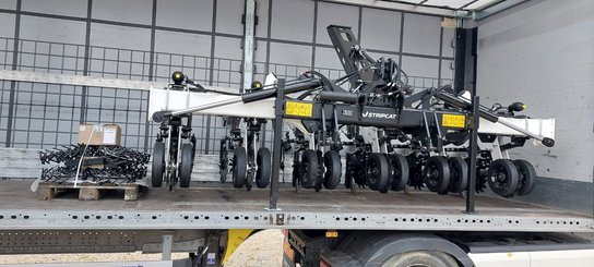 No-till seed drill Agrisem Strip-Cat II porté Repliable