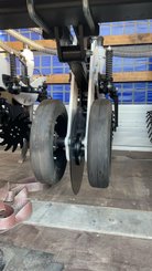 No-till seed drill Agrisem Strip-Cat II porté Fixe