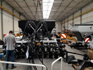 No-till seed drill Agrisem mBOSS Fixe