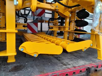 Disc stubble cultivator Agrisem Disc-O-Mulch Série R porté Repliable