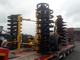 Disc stubble cultivator Agrisem Disc-O-Mulch Gold traîné Repliable