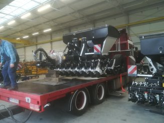 No-till seed drill Agrisem mBOSS Rétractable