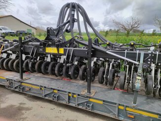 No-till seed drill Agrisem Strip-Cat II porté Repliable