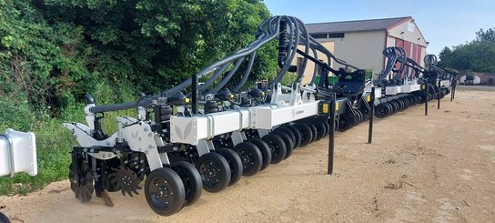 No-till seed drill Agrisem Strip-Cat II porté Repliable