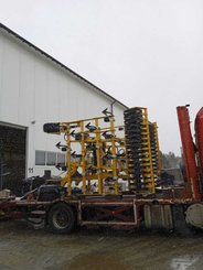 Tined stubble cultivator Agrisem Vibromulch porté Repliable