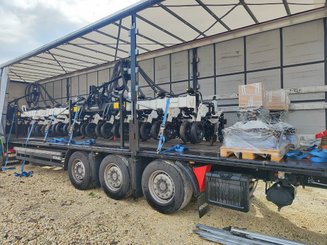 No-till seed drill Agrisem Strip-Cat II porté Repliable