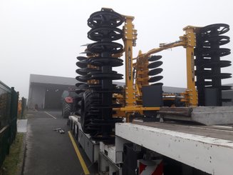 Disc stubble cultivator Agrisem Disc-O-Mulch Gold traîné Repliable