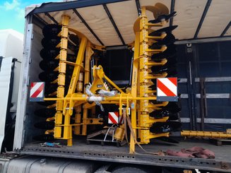 Disc stubble cultivator Agrisem Disc-O-Mulch Série R porté Repliable