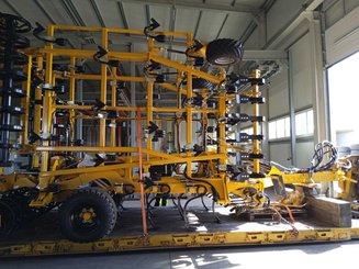 Tined stubble cultivator Agrisem Vibromulch traîné Repliable