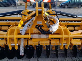 Disc stubble cultivator Agrisem Disc-O-Mulch Série R porté Repliable