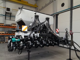 No-till seed drill Agrisem mBOSS Fixe