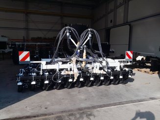 No-till seed drill Agrisem mBOSS Fixe
