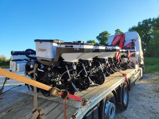 Precision seeder Agrisem CHEF porté Repliable