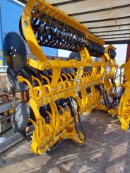 Disc stubble cultivator Agrisem Disc-O-Vigne