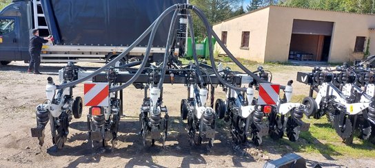 No-till seed drill Agrisem Strip-Cat II porté Repliable