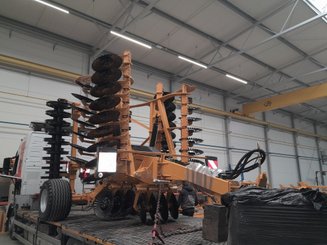 Disc stubble cultivator Agrisem Disc-O-Mulch Série R traîné Repliable