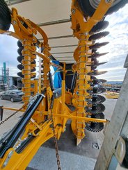 Disc stubble cultivator Agrisem Disc-O-Mulch Gold traîné Repliable