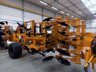 Stubble cultivator Agrisem Maximulch Série 6 traîné Repliable