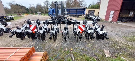 No-till seed drill Agrisem Strip-Cat II porté Repliable