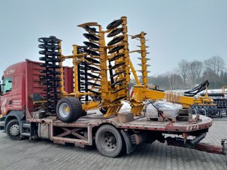 Disc stubble cultivator Agrisem Disc-O-Mulch Série R traîné Repliable