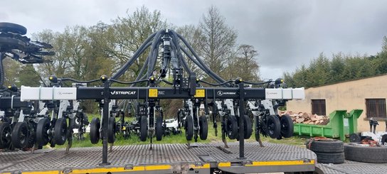 No-till seed drill Agrisem Strip-Cat II porté Fixe