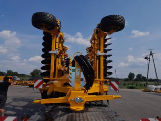 Disc stubble cultivator Agrisem Disc-O-Mulch Série R traîné Repliable