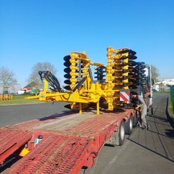 Disc stubble cultivator Agrisem Disc-O-Mulch Gold traîné Repliable