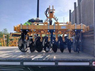 Disc stubble cultivator Agrisem Disc-O-Vigne