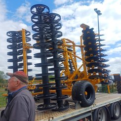 Disc stubble cultivator Agrisem Disc-O-Mulch Série R traîné Repliable