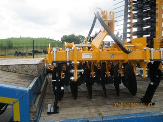 Disc stubble cultivator Agrisem Disc-O-Vigne