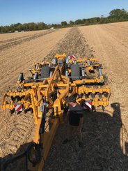 Stubble cultivator Agrisem Maximulch Série 5 traîné Repliable