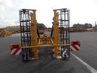 Tined stubble cultivator Agrisem Vibromulch porté Repliable