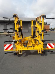 Tined stubble cultivator Agrisem Vibromulch porté Repliable